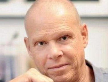 Και ο Τζώνη Καλημέρης στο «Epsilon»- Ανέλαβε καθήκοντα διευθύνων συμβούλου